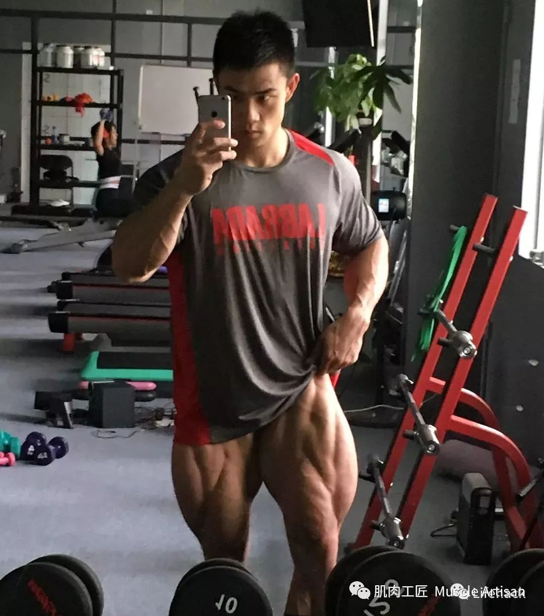 為啥頂級健美大賽中很少能看見黃皮膚的人？難道是基因問題？(圖2)